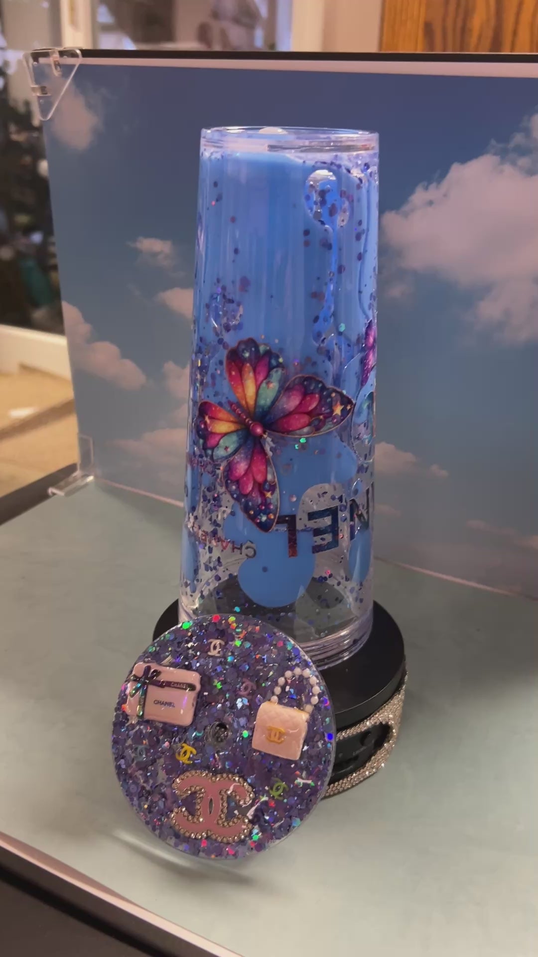 Premade 24 oz lava with custom top